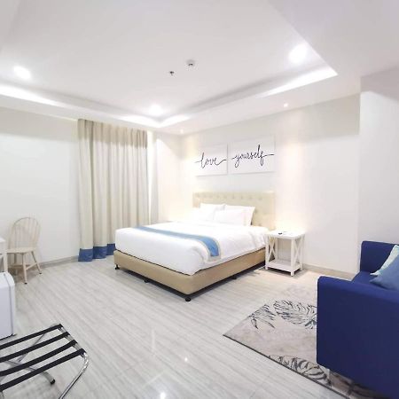 Hampton Suites Davao City Kültér fotó