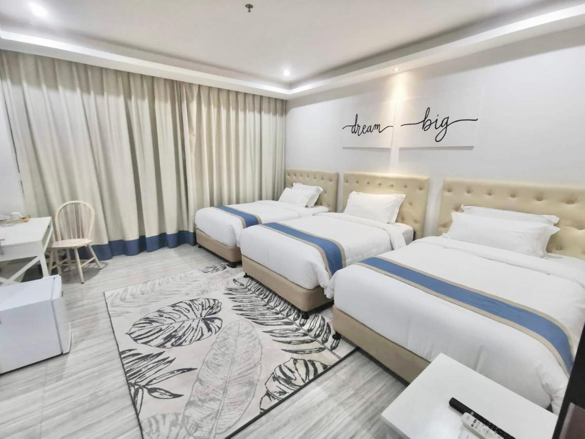 Hampton Suites Davao City Kültér fotó