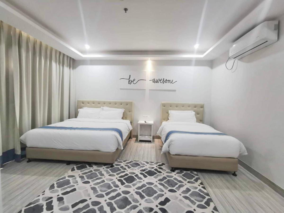 Hampton Suites Davao City Kültér fotó