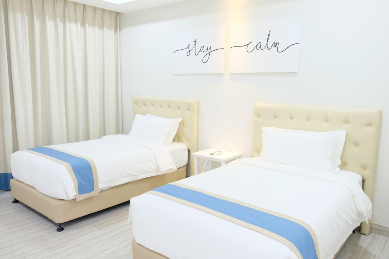 Hampton Suites Davao City Kültér fotó