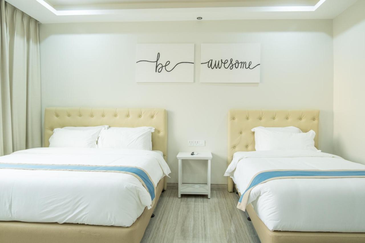 Hampton Suites Davao City Kültér fotó
