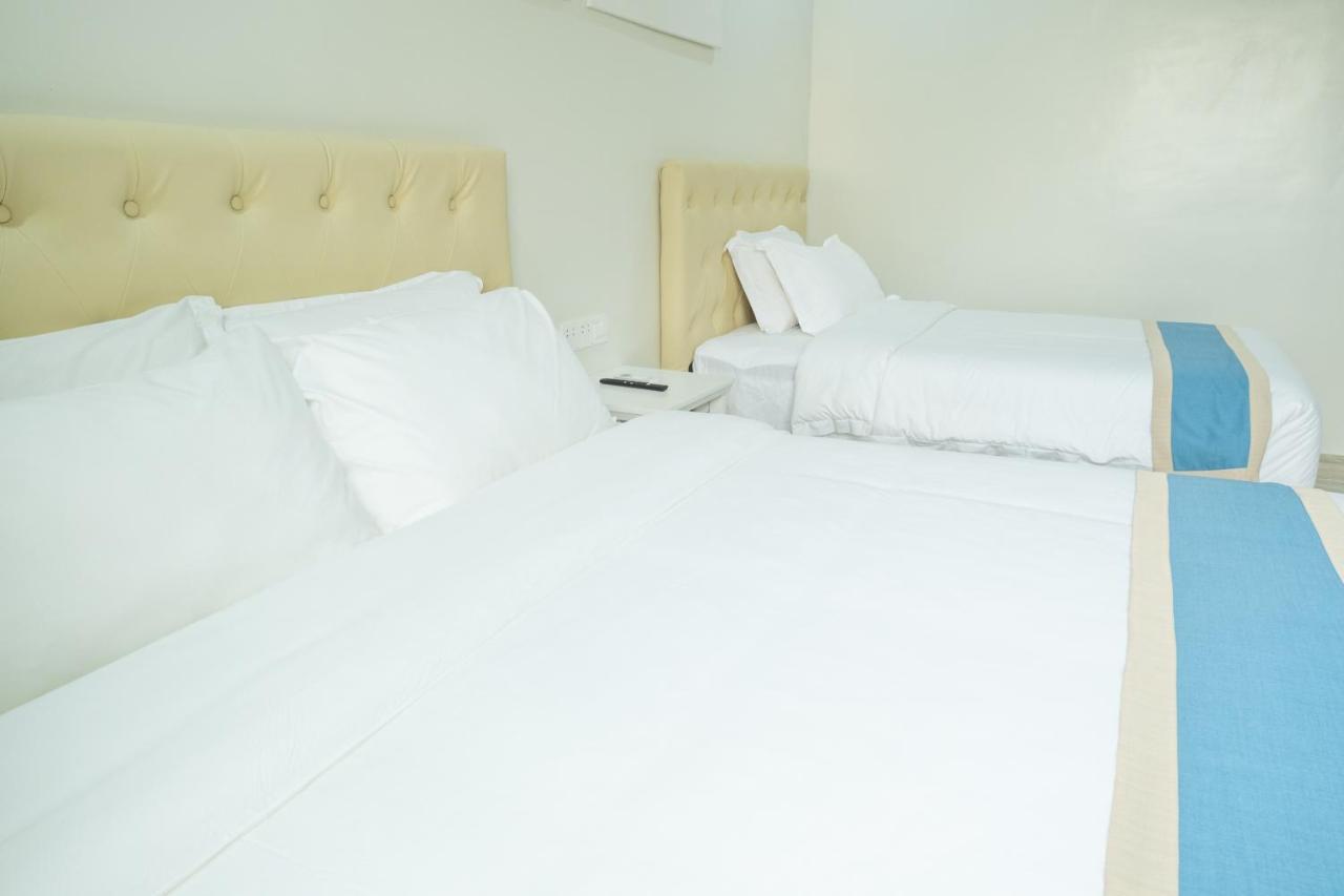 Hampton Suites Davao City Kültér fotó