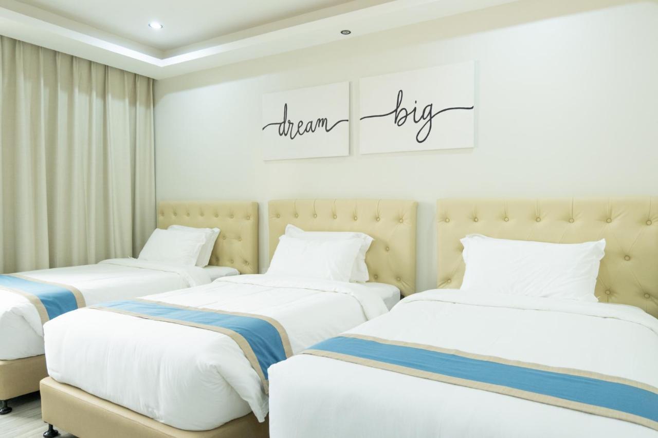 Hampton Suites Davao City Kültér fotó