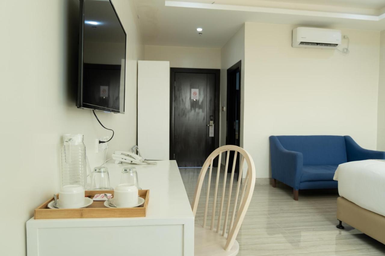 Hampton Suites Davao City Kültér fotó