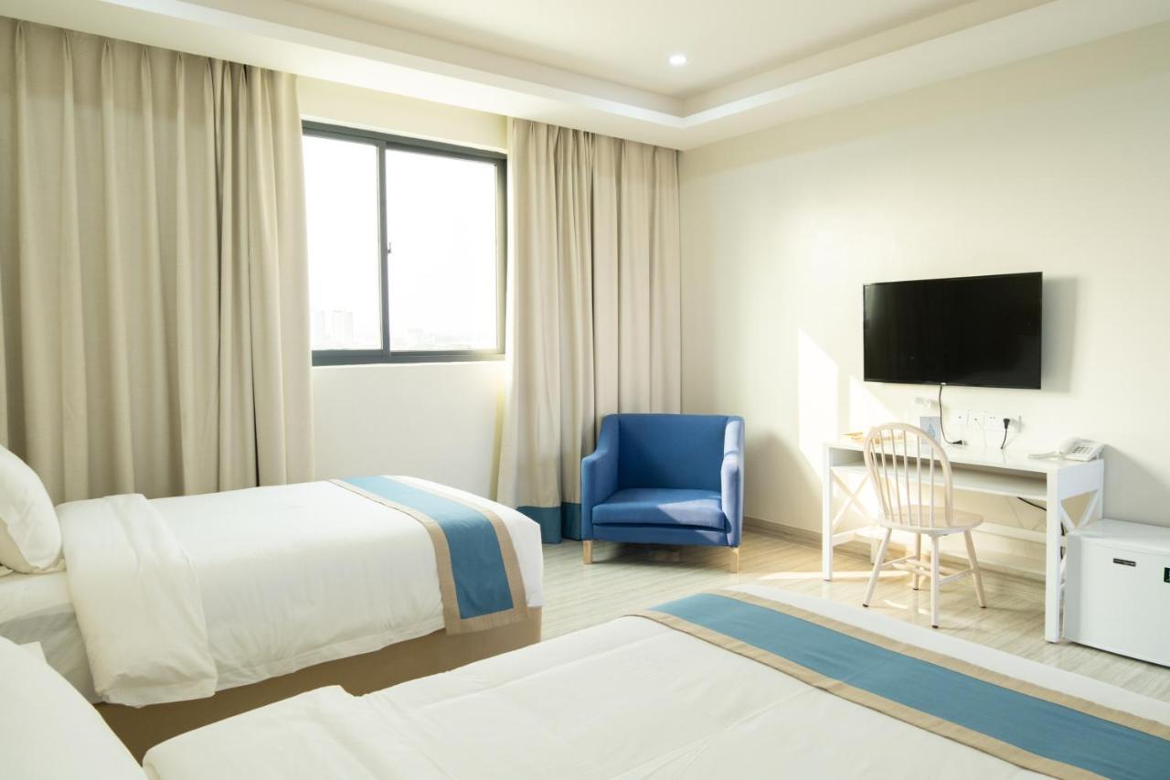 Hampton Suites Davao City Kültér fotó