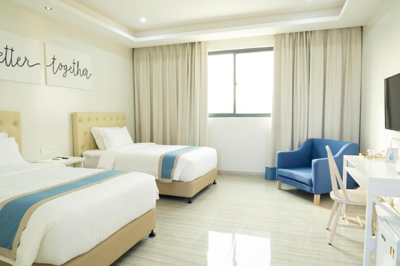 Hampton Suites Davao City Kültér fotó