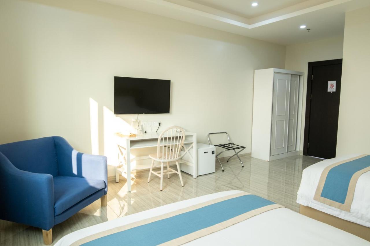 Hampton Suites Davao City Kültér fotó
