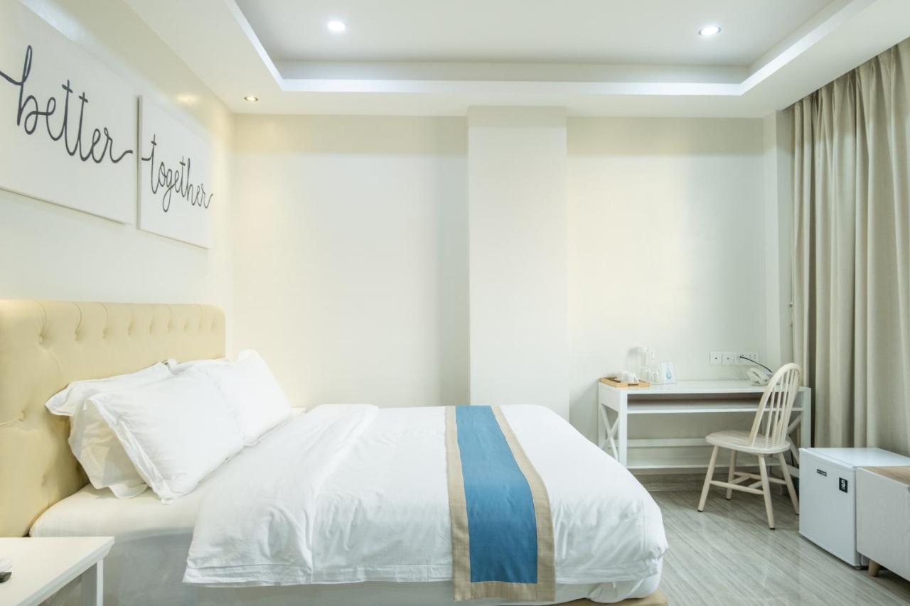 Hampton Suites Davao City Kültér fotó